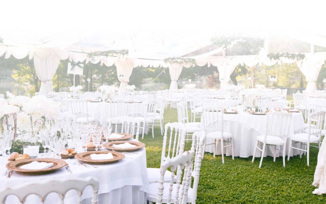 What to Consider When Choosing a Caterer for Your Wedding